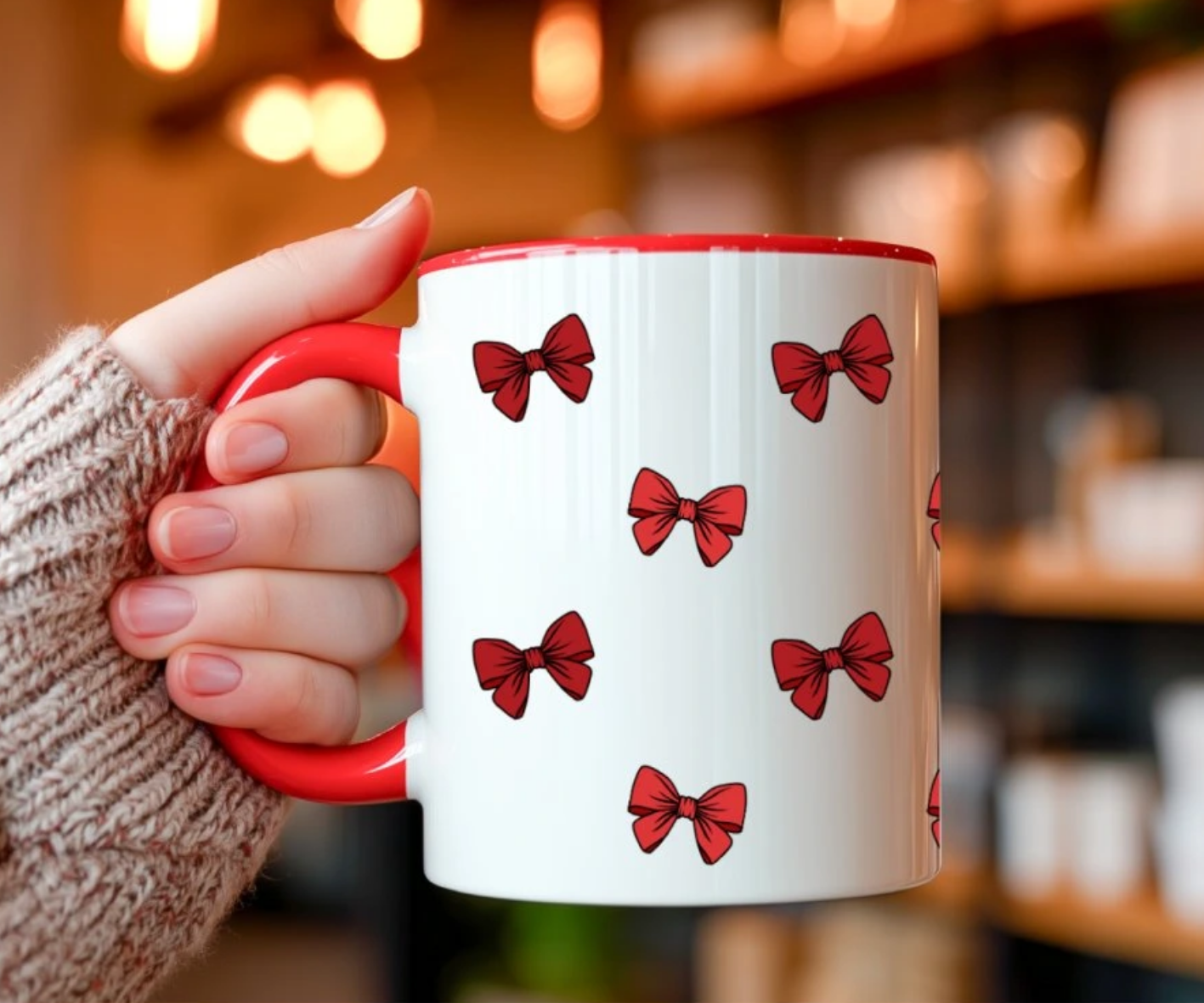 cerveny-hrnek-s-maslickami